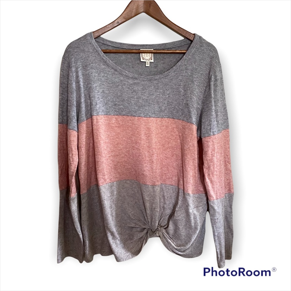 ‼️ CLEARANCE! Tru Self front knit sweater XL
